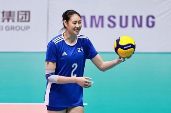 顏妮說出道別宣言！女排北長城半夜被疼醒，不斷大口喝水另有隱情