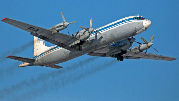 專機駕駛員談領袖趣事:毛主席上飛機帶鋪蓋,朱老總喜歡進駕駛艙 專機駕駛員談領袖趣事:毛主席上飛機帶鋪蓋,朱老總喜歡進駕駛艙