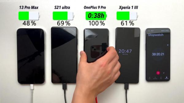 中日韓美四旗艦手機PK：iPhone13ProMax快充墊底，但續航讓人意外
