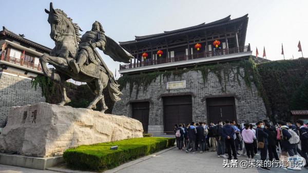 西楚霸王出生地，除了楚韻漢風的宮殿建築，還有2000多年的古槐樹