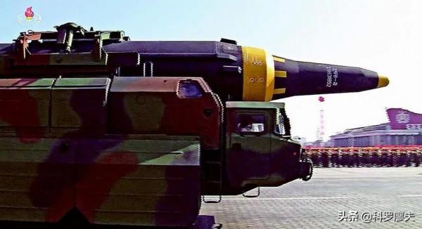 中國迎新春，日本來拜年，刷戰鬥機，做豬隊友！半島還放個鑽天猴