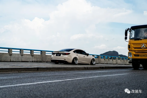 優雅的寬體馬自達阿特茲，還原兩次還是躲不過改裝的&quot;深坑&quot;