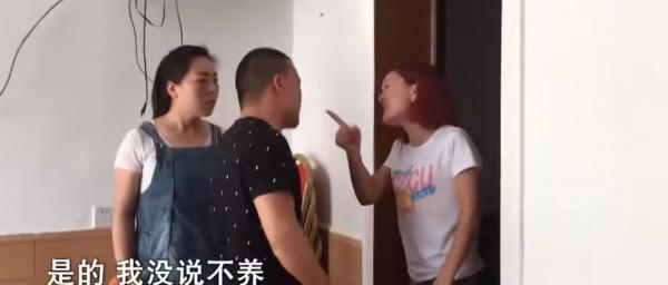 為了愛情8年沒回孃家男方卻又娶妻生子,女子為8歲的女兒討生活費 為了愛情8年沒回孃家男方卻又娶妻生子,女子為8歲的女兒討生活費