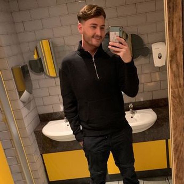 男子蘋果官網訂購iPhone 13 Pro Max:半月後卻收兩包巧克力 男子蘋果官網訂購iPhone 13 Pro Max:半月後卻收兩包巧克力