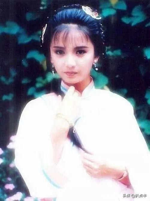 “梁朝偉初戀”曾華倩:深陷婆媳矛盾,最終被豪門掃地出門? “梁朝偉初戀”曾華倩:深陷婆媳矛盾,最終被豪門掃地出門?