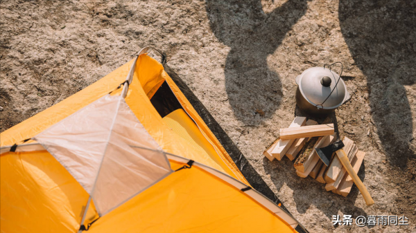 選擇露營斧（手斧）注意四點：5把最適合揹包客、野外露營的斧頭