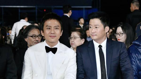 43歲鄧超喊妻子為“長官”，花式秀恩愛，讓人難忘