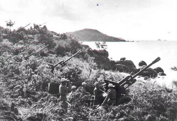 血戰長津湖，哥哥是高階軍官，弟弟負傷凍死，父母怨恨哥哥一輩子