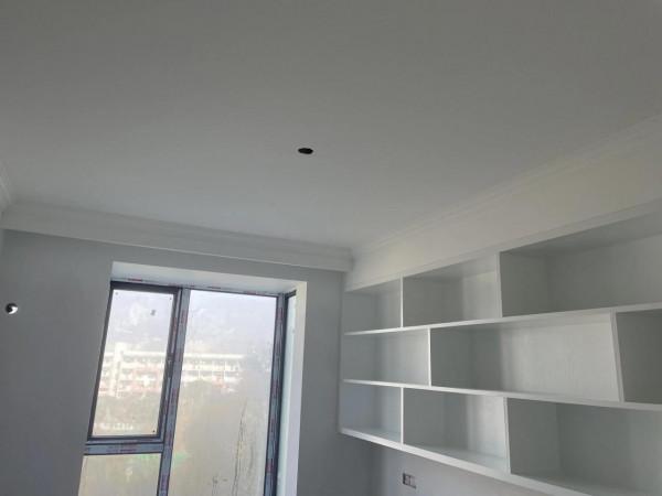 油漆工序快完成了，還能做窗簾盒吊頂嗎