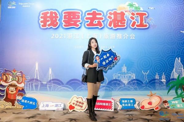 1年有150天住酒店，44次旅行，47次飛行！這江南女子怎麼做到的？