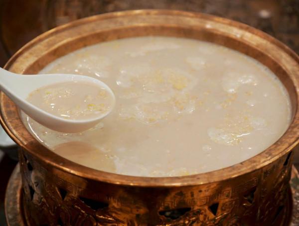 北京自駕4個小時，去承德壩上七彩森林，這裡的秋天太美了