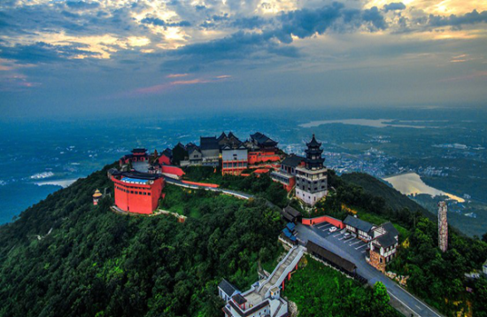 茅山道士抗日有多慘烈？殺鬼子犧牲無數，為抗日自願焚燬千年道觀