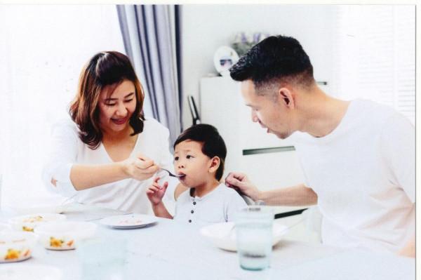 高品質照片裝點幸福生活 愛普生 L8188 印表機評測 高品質照片裝點幸福生活 愛普生 L8188 印表機評測