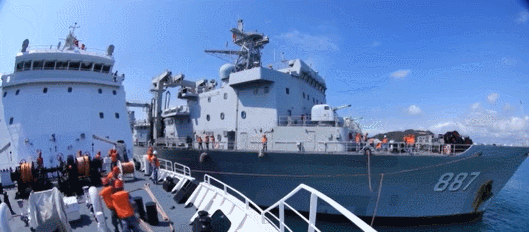 過癮！春節假期剛結束，央視播報人民海軍精銳盡出，三大海域練兵