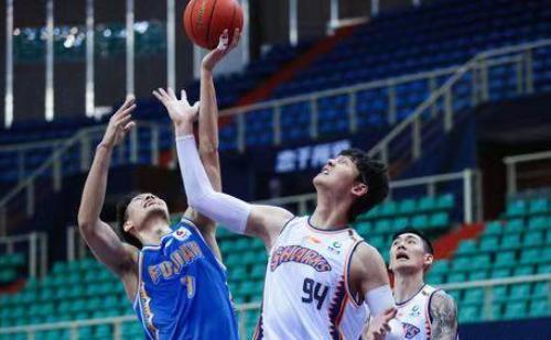 場均驟升8.3分！感謝上海，感謝王哲林！CBA“最水”狀元迎來蛻變