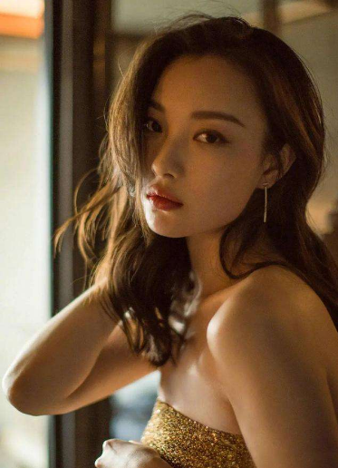 亞洲最時尚面孔評選,倪妮位居榜首 亞洲最時尚面孔評選,倪妮位居榜首