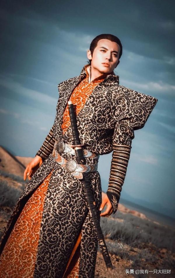 《赤子乘龍》專心搞事業救龍王，卻被逼入魔，小白龍的黑化太悲哀