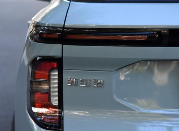 個性化小型SUV對決:新寶駿RS-3和瑞虎5X誰更值得買? 個性化小型SUV對決:新寶駿RS-3和瑞虎5X誰更值得買?