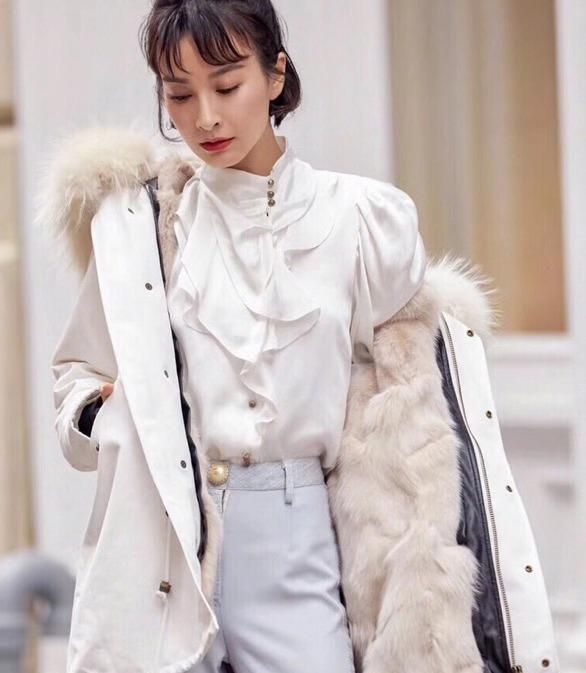 最近火了一種外套,叫“外面秋天,裡面冬天”,溫暖時髦還顯氣質 最近火了一種外套,叫“外面秋天,裡面冬天”,溫暖時髦還顯氣質