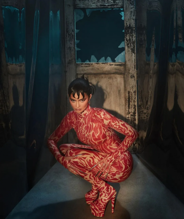 Jennie史詩級翻車造型？把“香奶奶”穿成“奶奶”…有被雷到