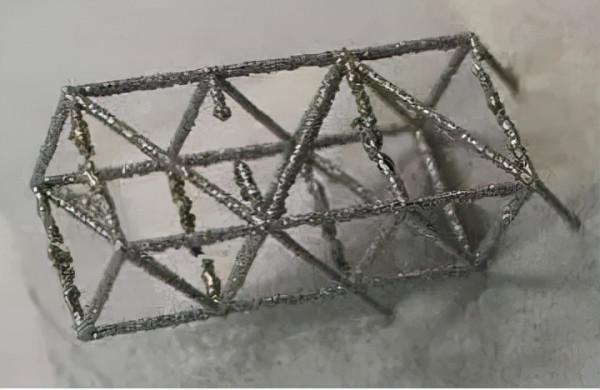 鋁熔體淨化新工具-增材製造多孔碳石墨