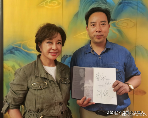 大齡女星扮嫩群像，精修是少女、生影象奶奶，優雅老去不好嗎？