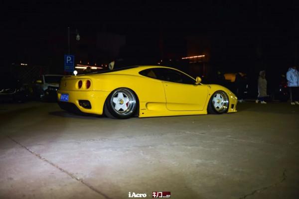 屬於iAcro的平安夜是什麼畫風？