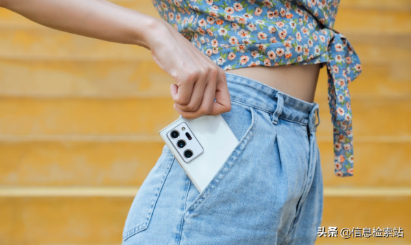 三星有點莽撞，12&plus;256G直接降2200元，鐵了心反擊國產