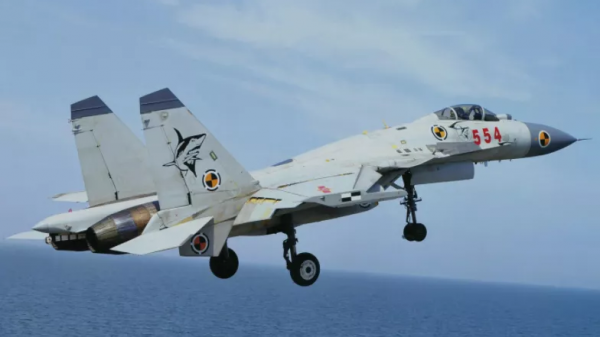 海軍艦載機的主力，殲-15為何沒有換新航發，這項技術是關鍵
