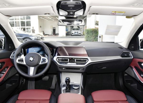 電動車與燃油車的對決:寶馬330i VS 特斯拉Model 3高效能全驅版 電動車與燃油車的對決:寶馬330i VS 特斯拉Model 3高效能全驅版