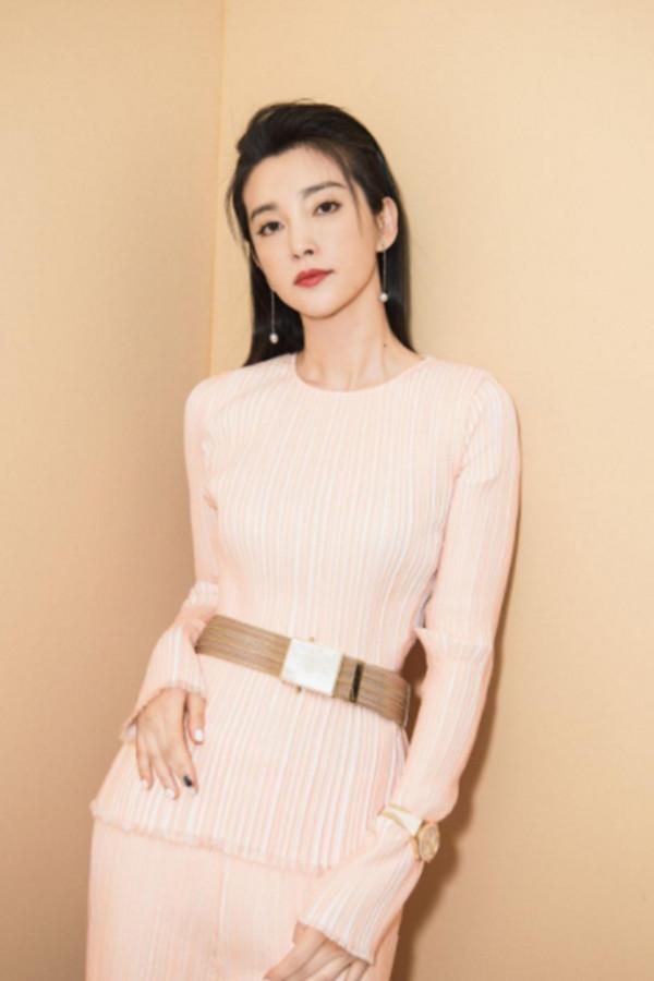 人前是演員,人後是隱形富豪,這6位明星各個賺得盆滿缽滿 人前是演員,人後是隱形富豪,這6位明星各個賺得盆滿缽滿