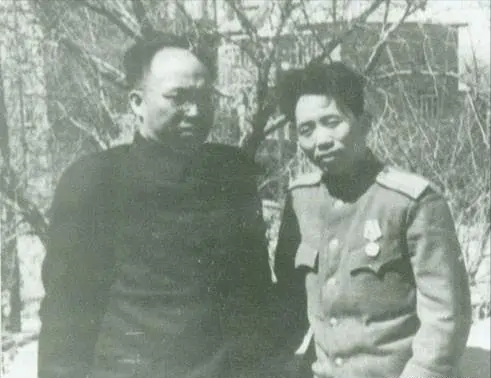 被林彪稱為“一個頂三個”的參謀長,暴脾氣的劉亞樓到底有何能耐 被林彪稱為“一個頂三個”的參謀長,暴脾氣的劉亞樓到底有何能耐