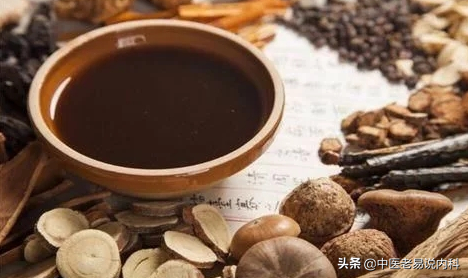 心脾兩虛難自立,老中醫辯證施治,方知心和脾對宗筋自立有多重要 心脾兩虛難自立,老中醫辯證施治,方知心和脾對宗筋自立有多重要