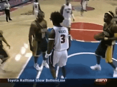 世紀和解!本-華萊士和阿泰同框合影!裁判啊,你去惹庫裡幹嘛 世紀和解!本-華萊士和阿泰同框合影!裁判啊,你去惹庫裡幹嘛