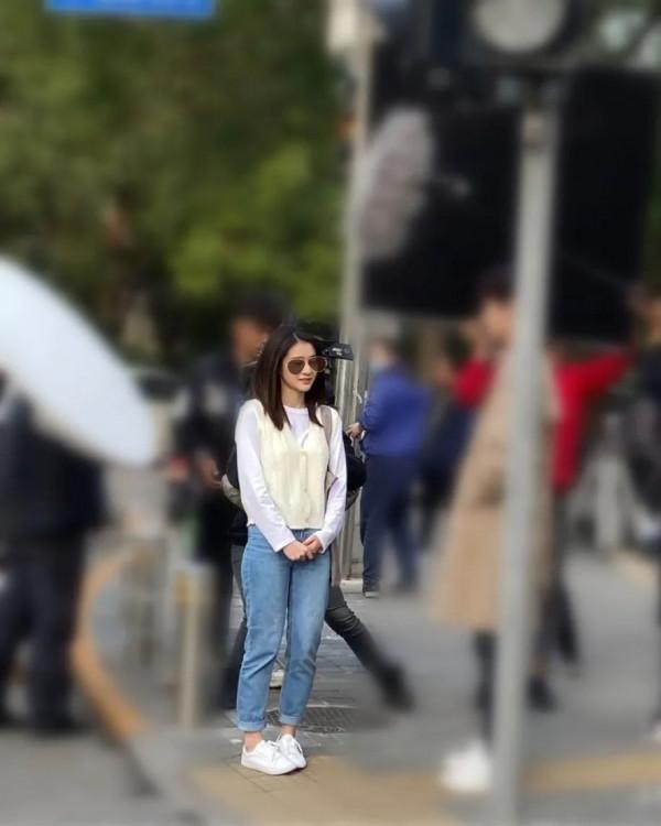 捆綁男明星拉踩女藝人，因一碗胡辣湯自毀大好星途，她後悔了嗎？