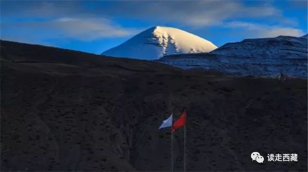 「走西藏」海拔比珠峰低的岡仁波齊峰，為什麼至今無人敢去登攀？
