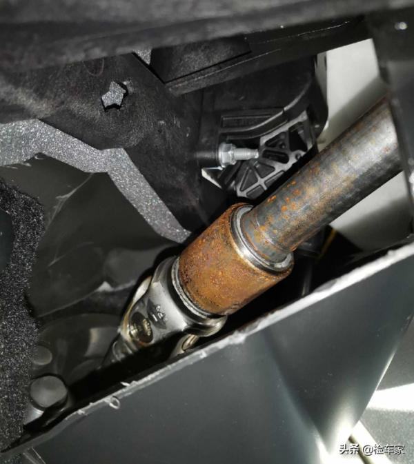 活久見，雪鐵龍C6新車才開一個月賣了16萬，不僅沒虧還賺了