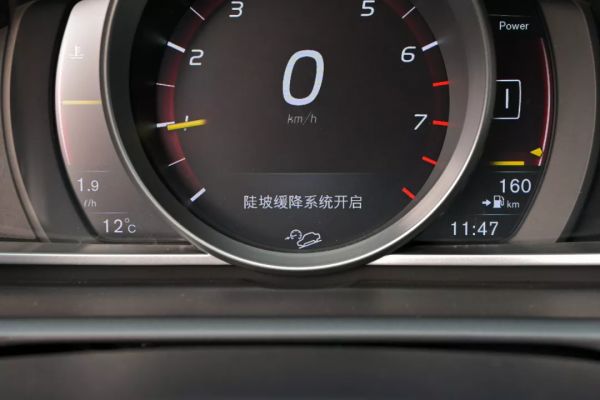 不甘平庸的另類鋼炮——二手沃爾沃 V40CC