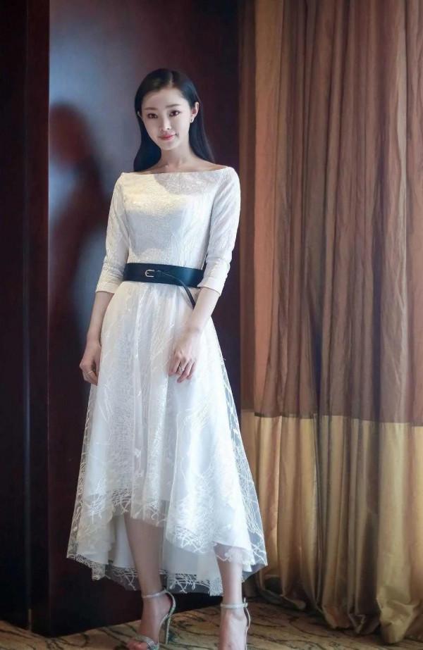 宋軼，擁有似水柔情的少女氣息