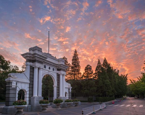 多所大學通知，國慶假期大幅縮短，學生很難過，此外還有好訊息