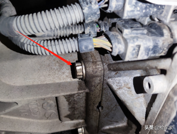 新款不如老款霸氣!花36萬買輛開了6年的頂配奧迪Q7,值不值? 新款不如老款霸氣!花36萬買輛開了6年的頂配奧迪Q7,值不值?