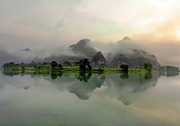 “別樣的灕江”：廣西大新安平仙河