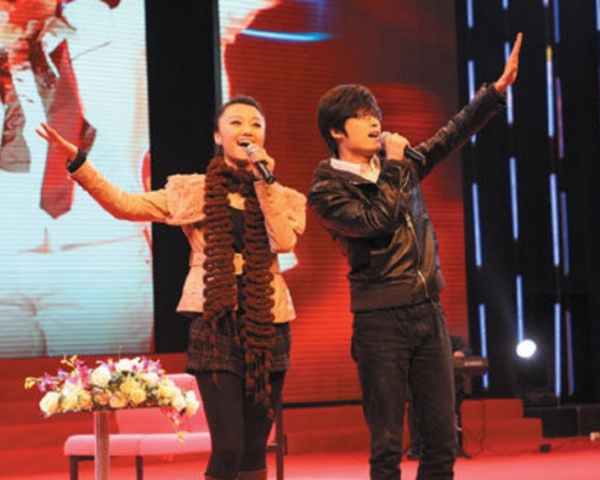 “兄妹”變成夫妻，你們這組合才真正稱得上金童玉女啊