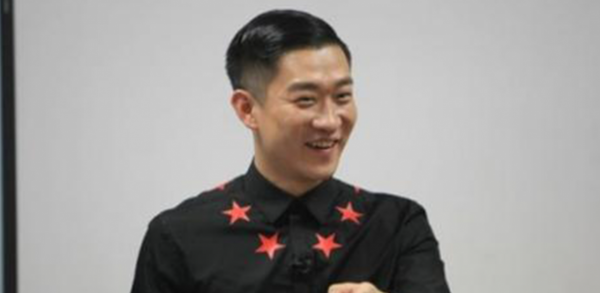 離婚費500萬、坐擁北京五層別墅，脫離德雲社的曹金有這麼賺錢嗎