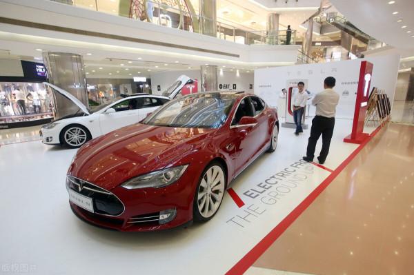 主力資金加倉四大行業，近期搶籌名單出爐，新能源龍頭在列！附股