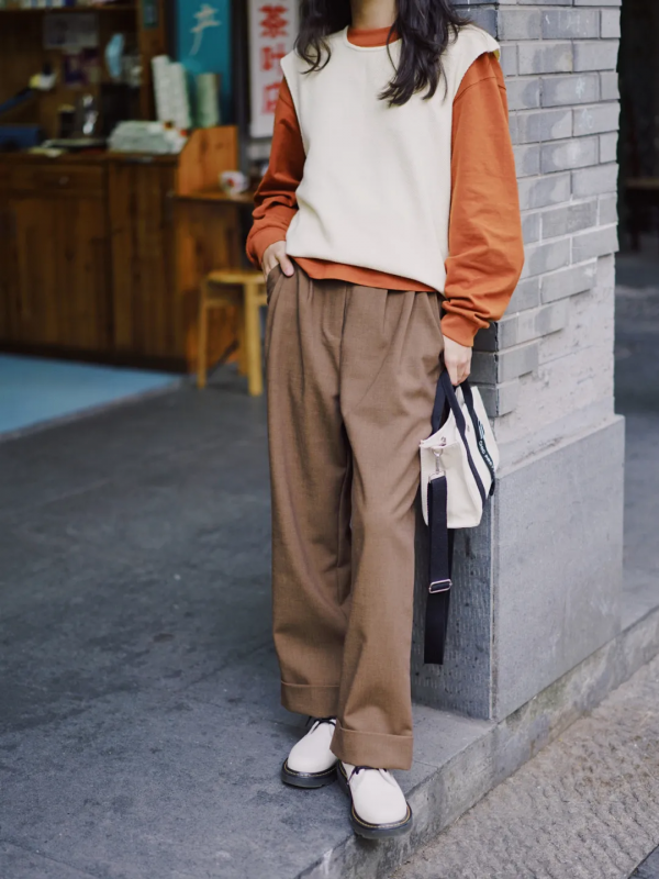 厚外套+裙子、毛衣+闊腿褲，秋冬這樣穿巨好看！洋氣爆了