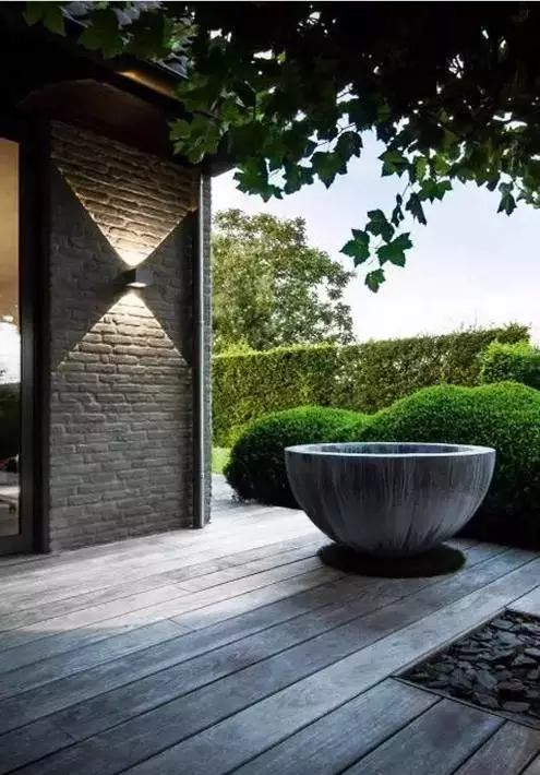 100款 · 漂亮的院子