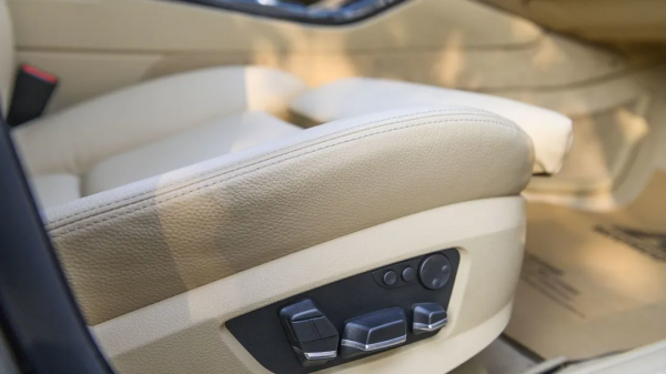 動力配置舒適空間全都有，實力全能二手寶馬535Li