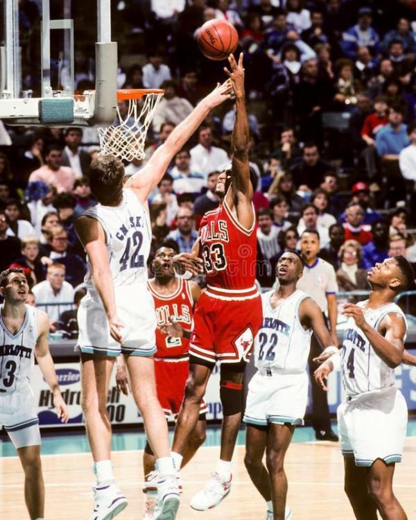 歷史前十小前鋒：詹姆斯力壓皮蓬，倫納德第四，杜蘭特僅第三？