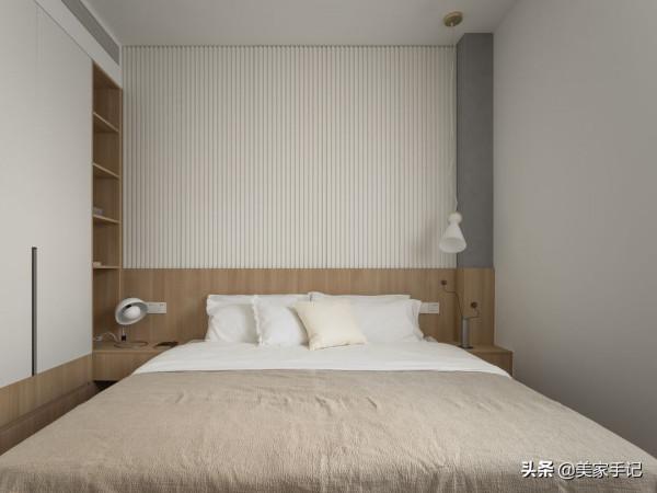 再買房,我一定學她家堅持沙發不靠牆,往前挪40公分,太有遠見了 再買房,我一定學她家堅持沙發不靠牆,往前挪40公分,太有遠見了